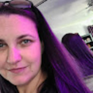 Meet your Posher, Stacy